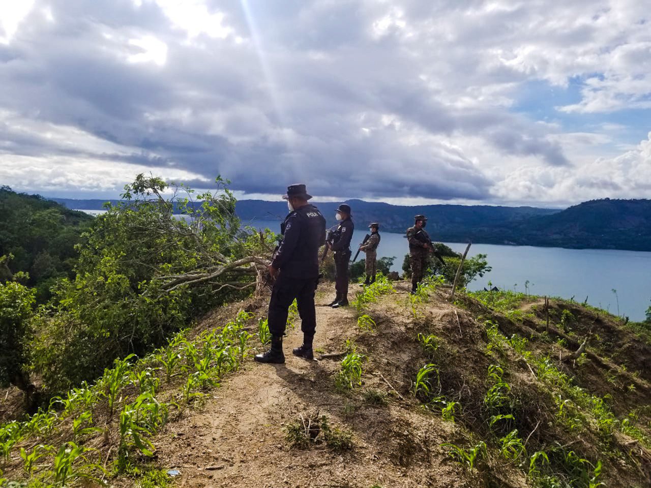 PNC permanece vigilante de la seguridad de los salvadoreños durante la emergencia nacional pnc-permanece-vigilante-de-la-seguridad-de-los-salvadorenos-durante-la-emergencia-nacional